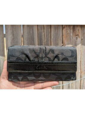 Y2K Coach Ashley Signature Canvas Pleated Trifold Wallet Clutch Black